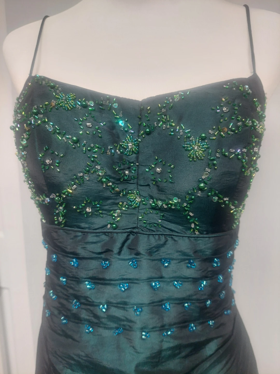 Green Beaded Evening Gown - photo 3