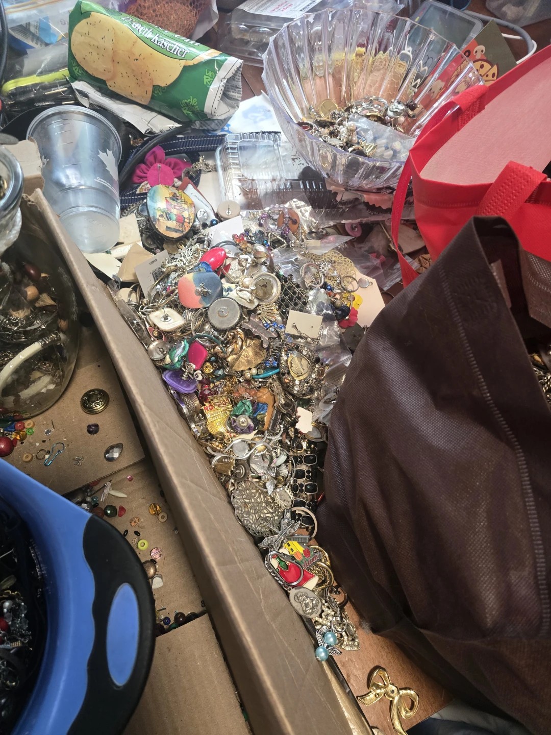 ⚽️ massive vintage jewelry lot - photo 2