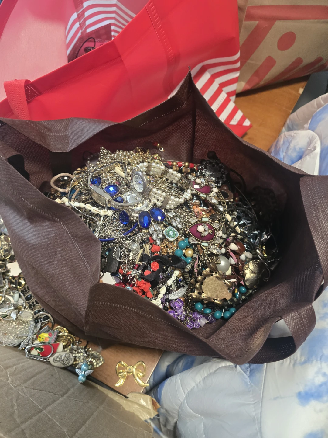 ⚽️ massive vintage jewelry lot - photo 3