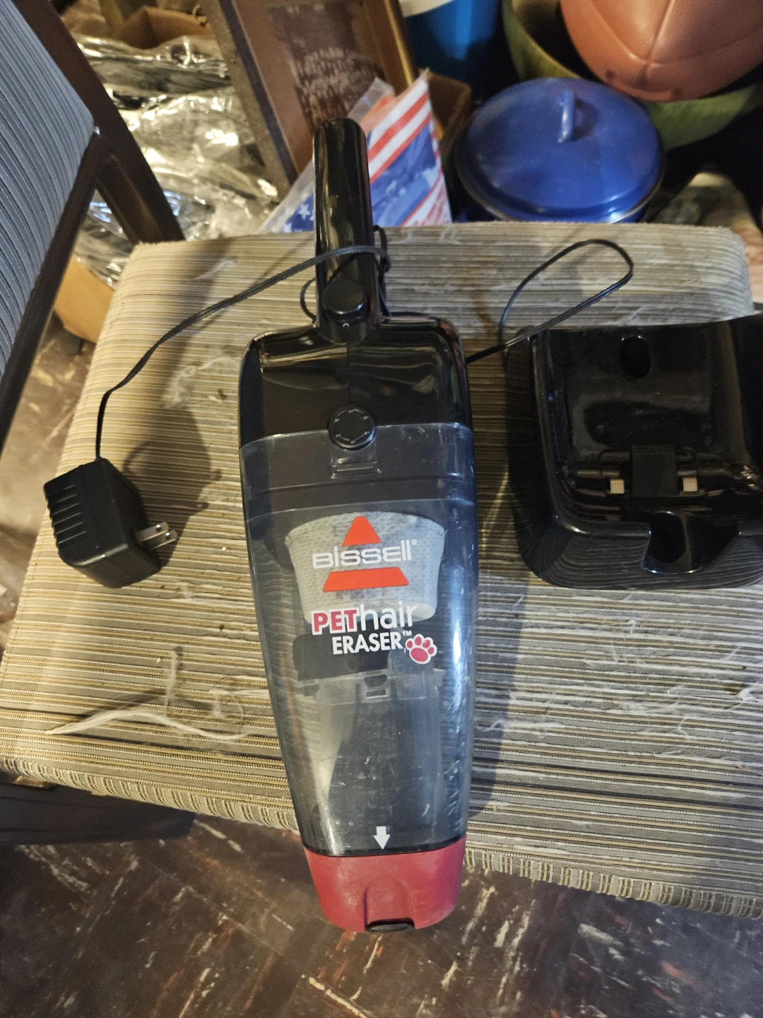 Bissell Pet Hair Eraser Handheld Vacuum - photo 2