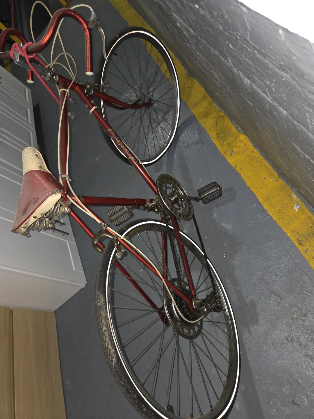 Vintage Schwinn Varsity Bicycle - photo 2