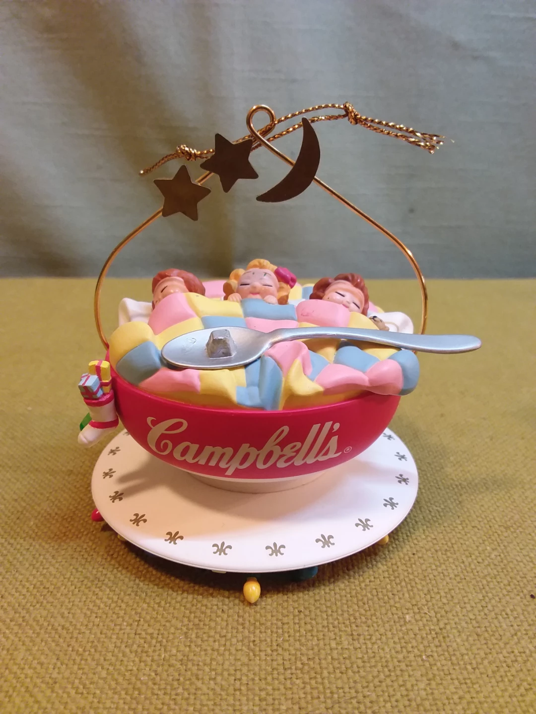🥣 🛌 ⚽ ➡️ Campbell's Soup Kids Ornament  🥣