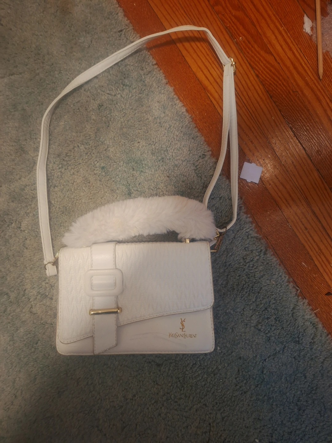 Yves Saint Laurent White Handbag
