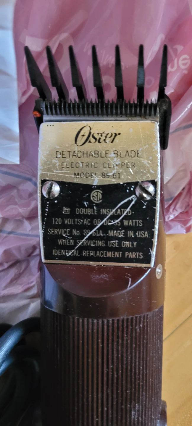 Oster Detachable Blade Electric Clipper Model 89-61/ classic 76