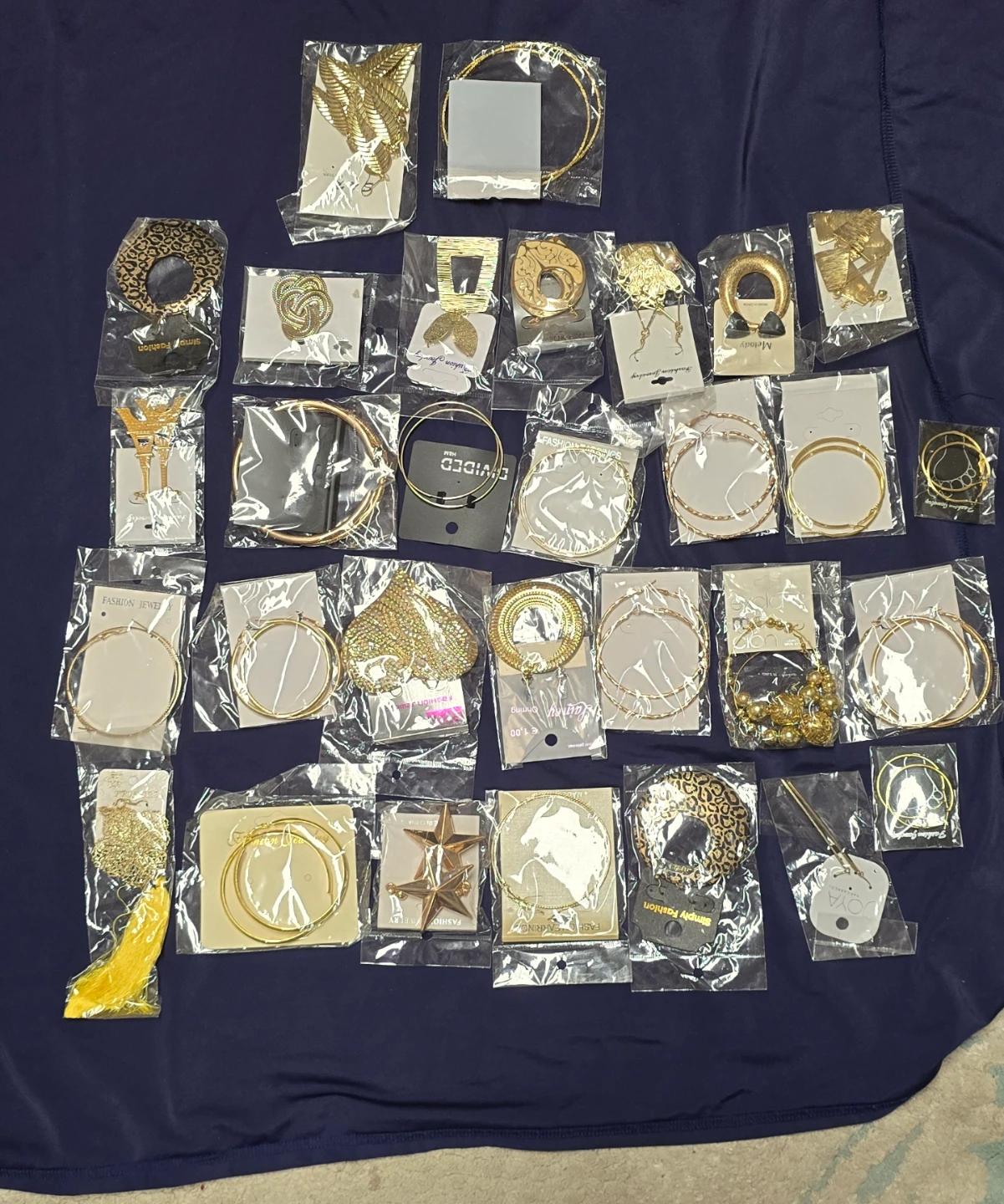Brand new  Assorted Gold-Tone Fashion Earrings and Jewellery Lot - photo 2