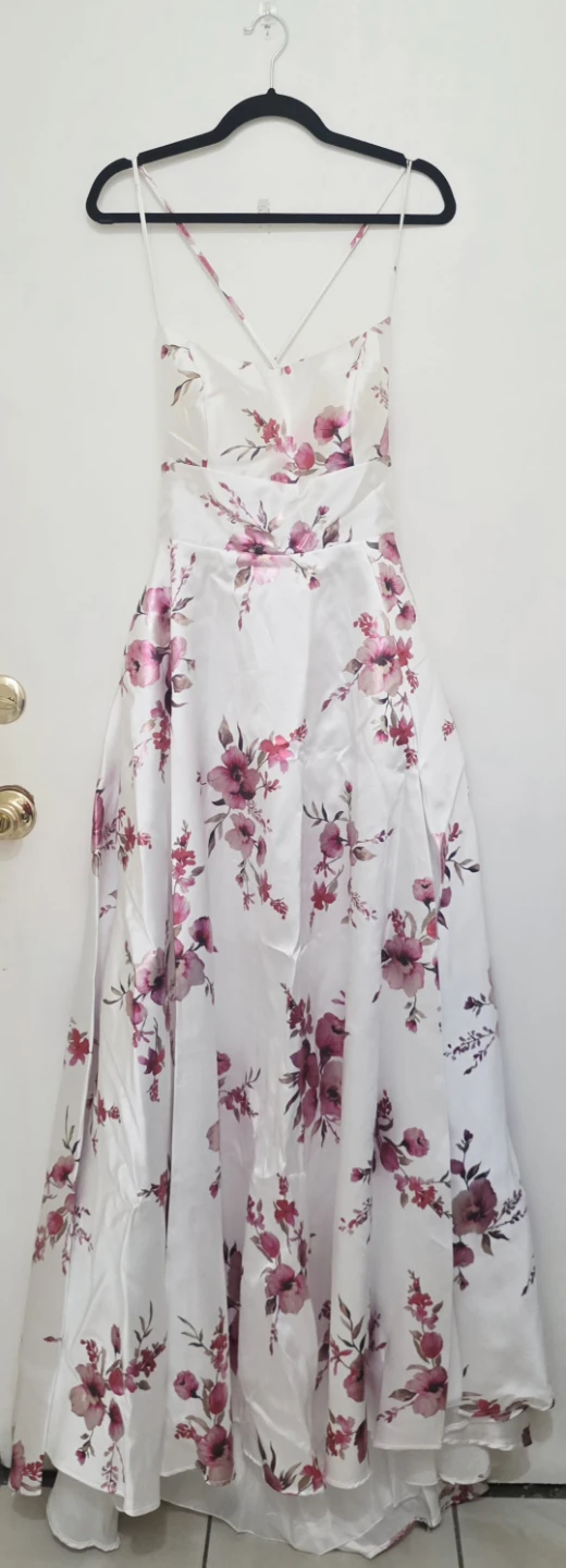 New B. Darlin Spaghetti Strap Floral Print Gown Dress Size 13/14