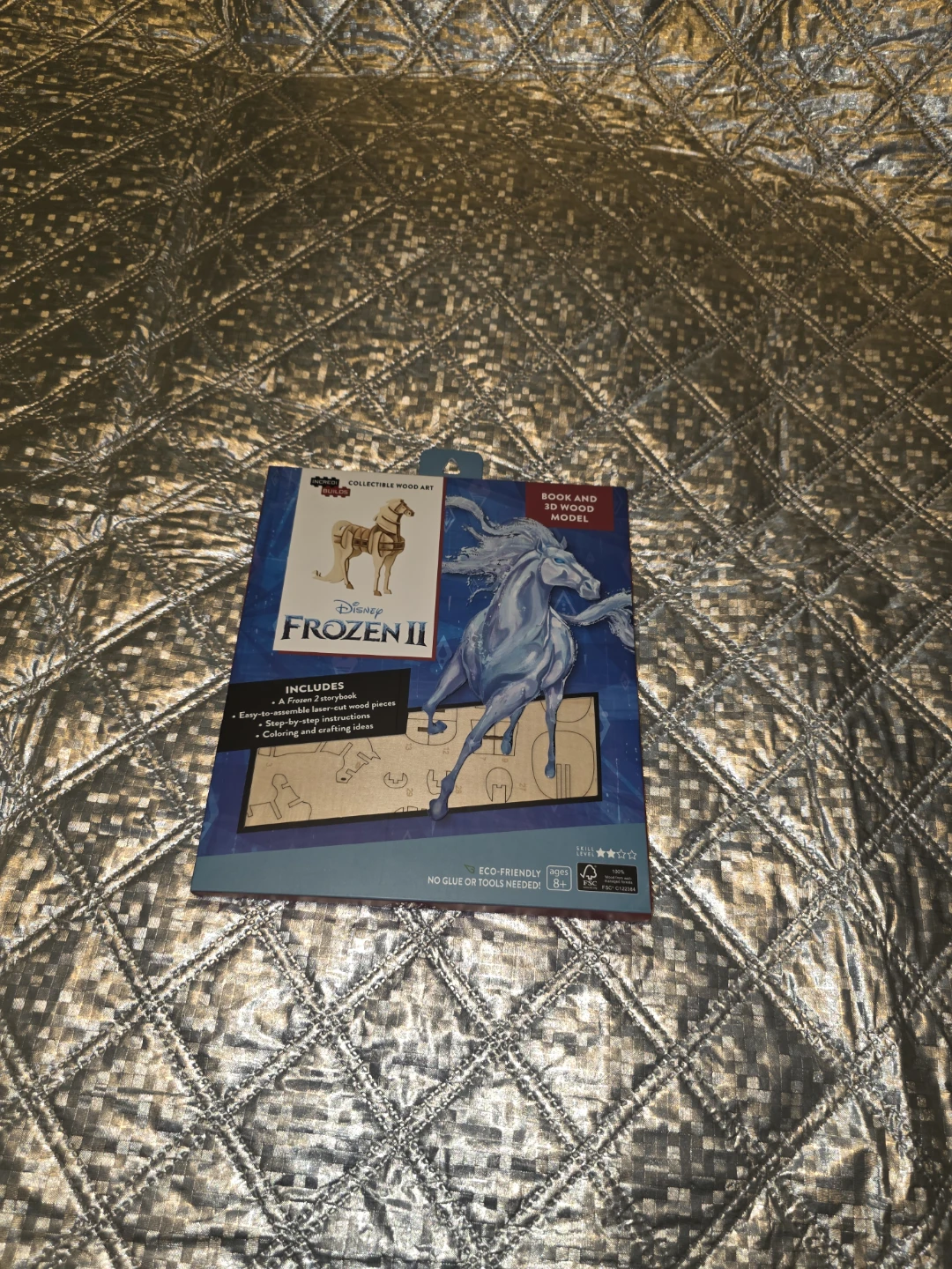 ⚽ NEW, SEALED Disney Story Book + 3D Wood Model - photo 3