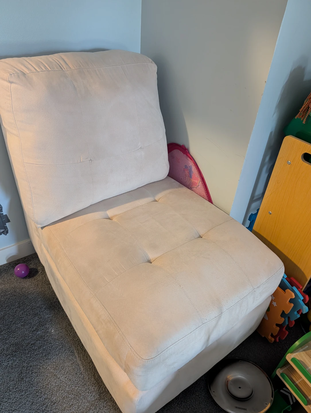 Cream Suede Tufted Ottoman and Ottoman chair (2 pieces) - photo 3