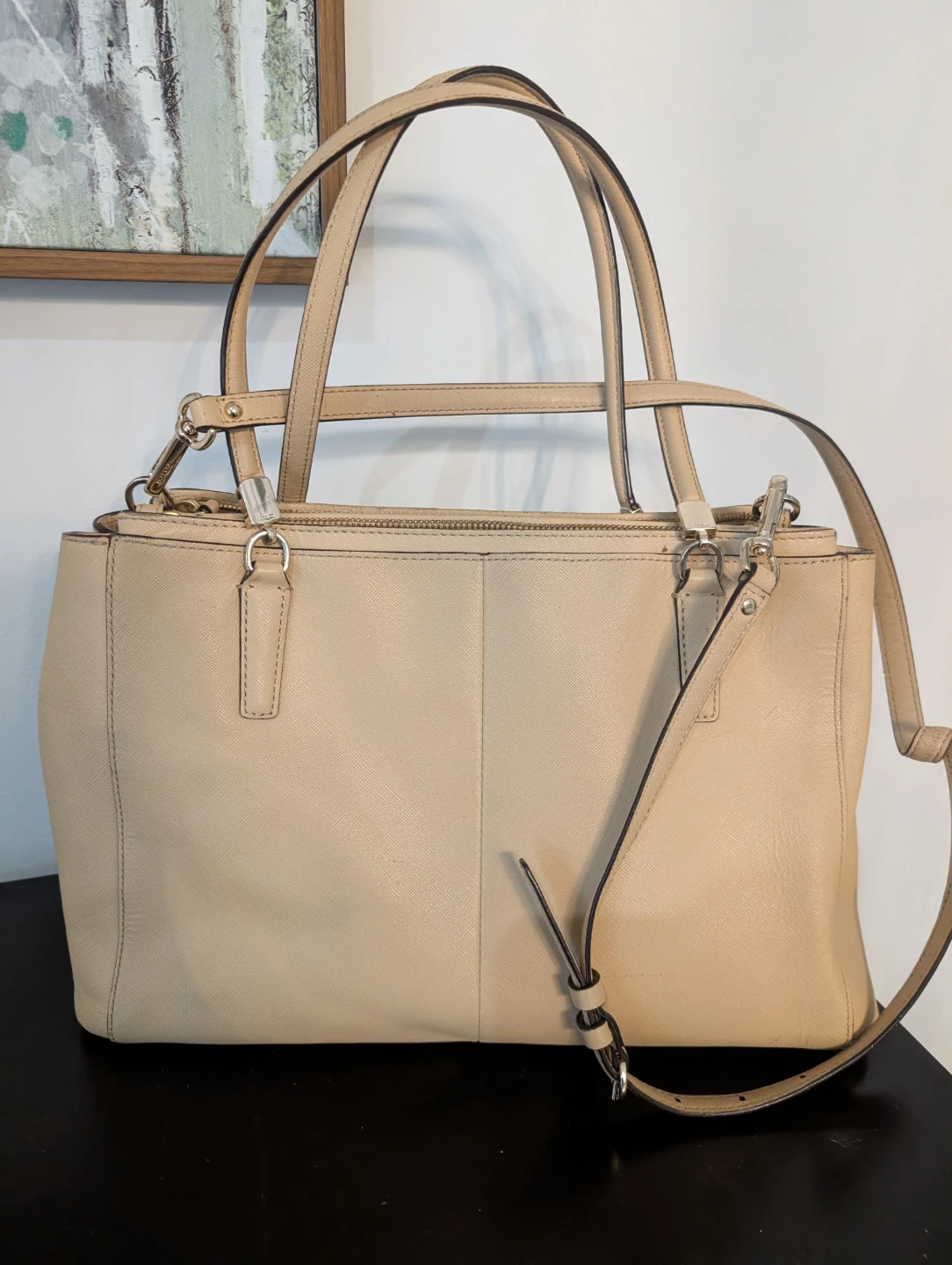 Authentic Coach tote cream,/tan *corner wear - photo 3