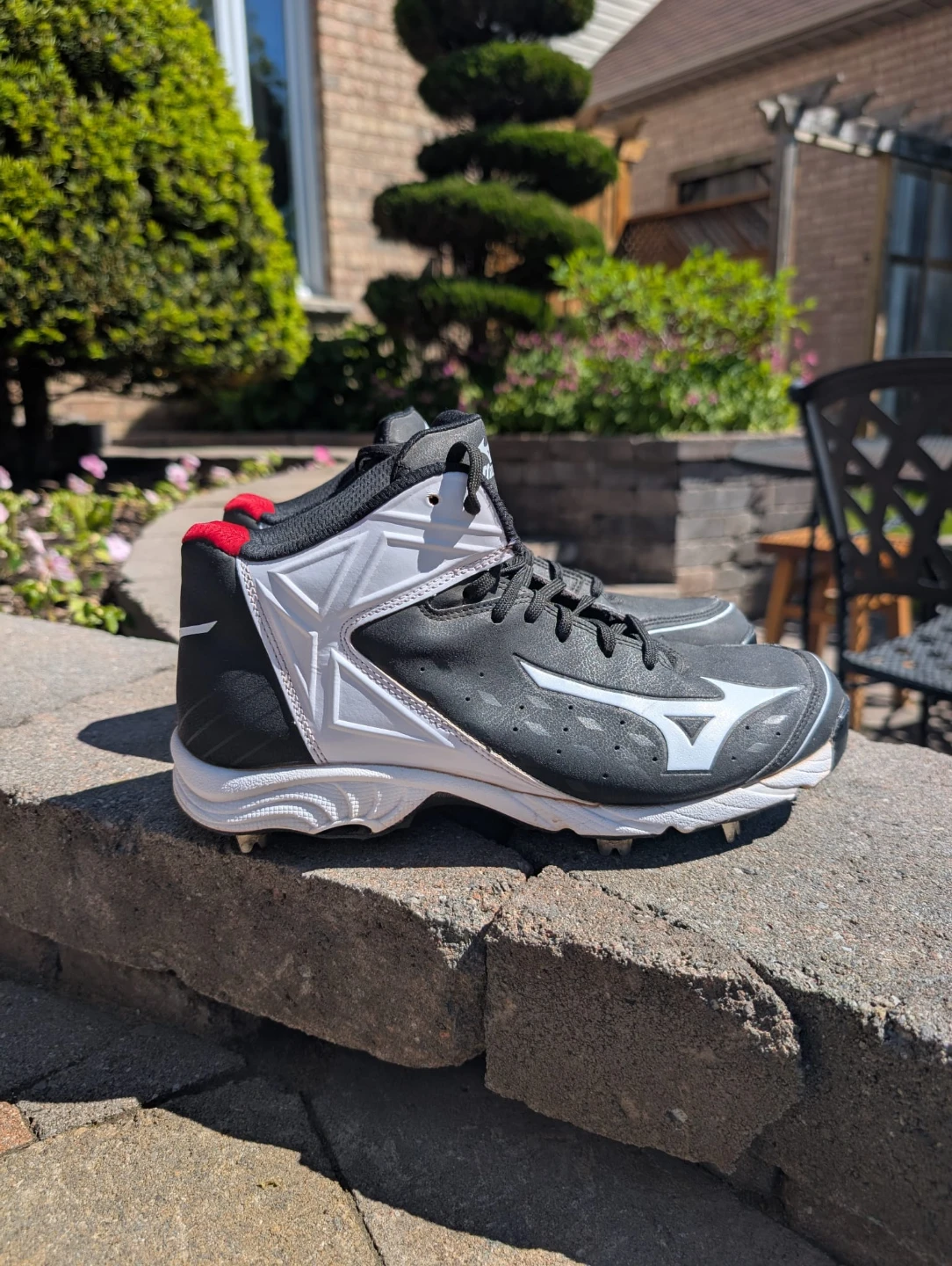 Mizuno Spike Swagger 2 Baseball Cleats- Men's Size 10