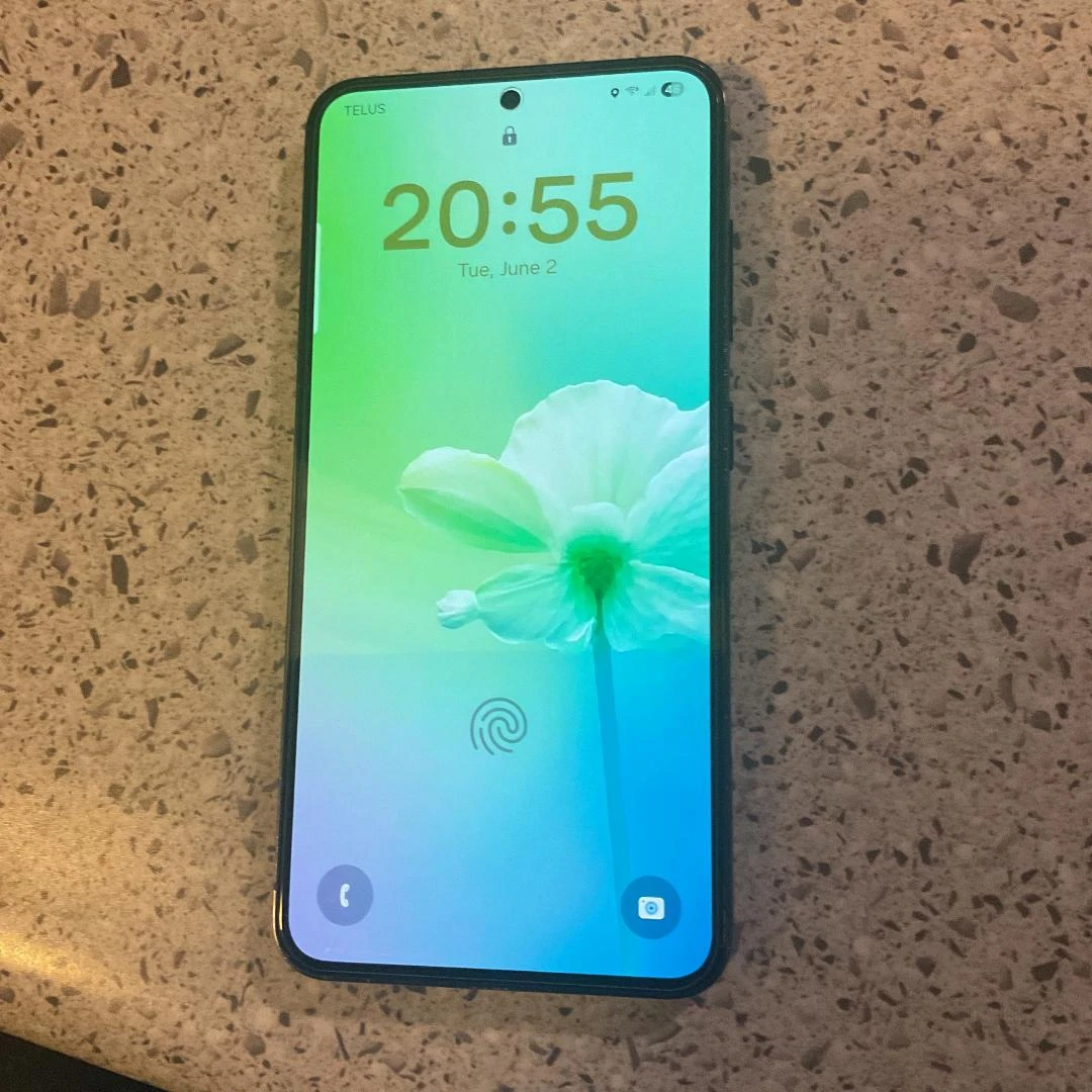 Samsung Galaxy S23 Smartphone