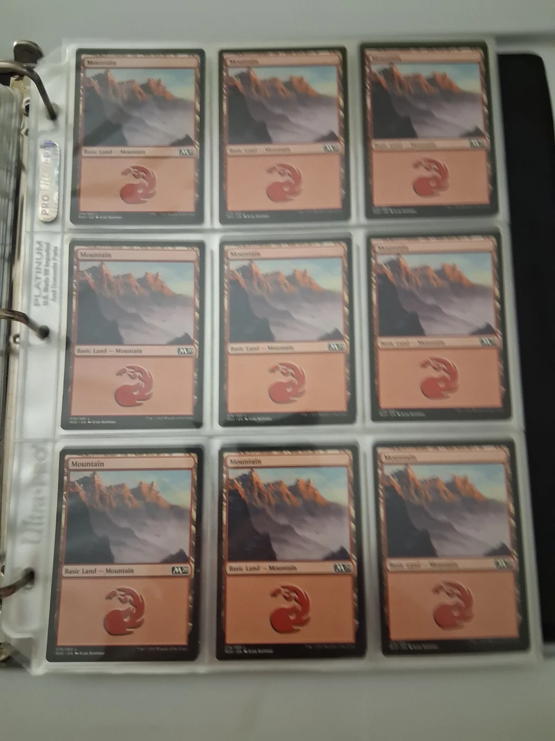 Magic: The Gathering Card Binder - photo 4