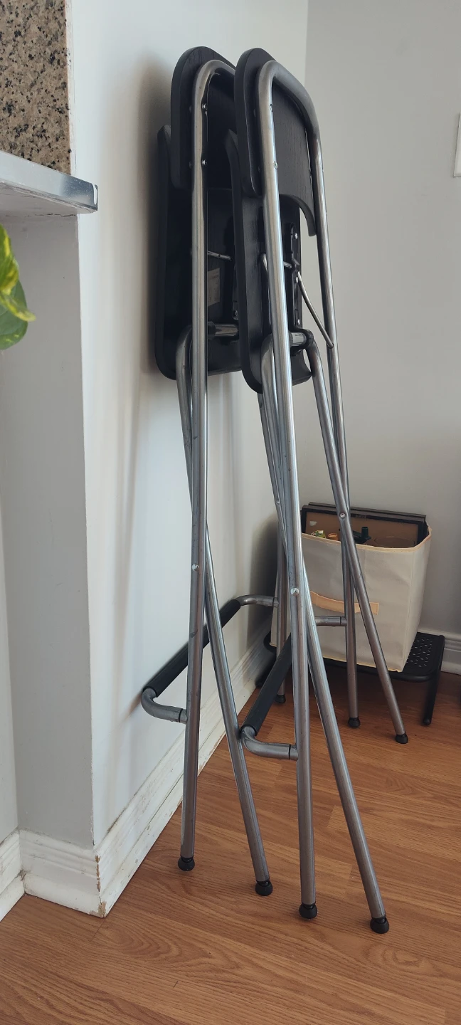 IKEA FRANKLIN Foldable Bar Stools - Set of 2 - photo 3