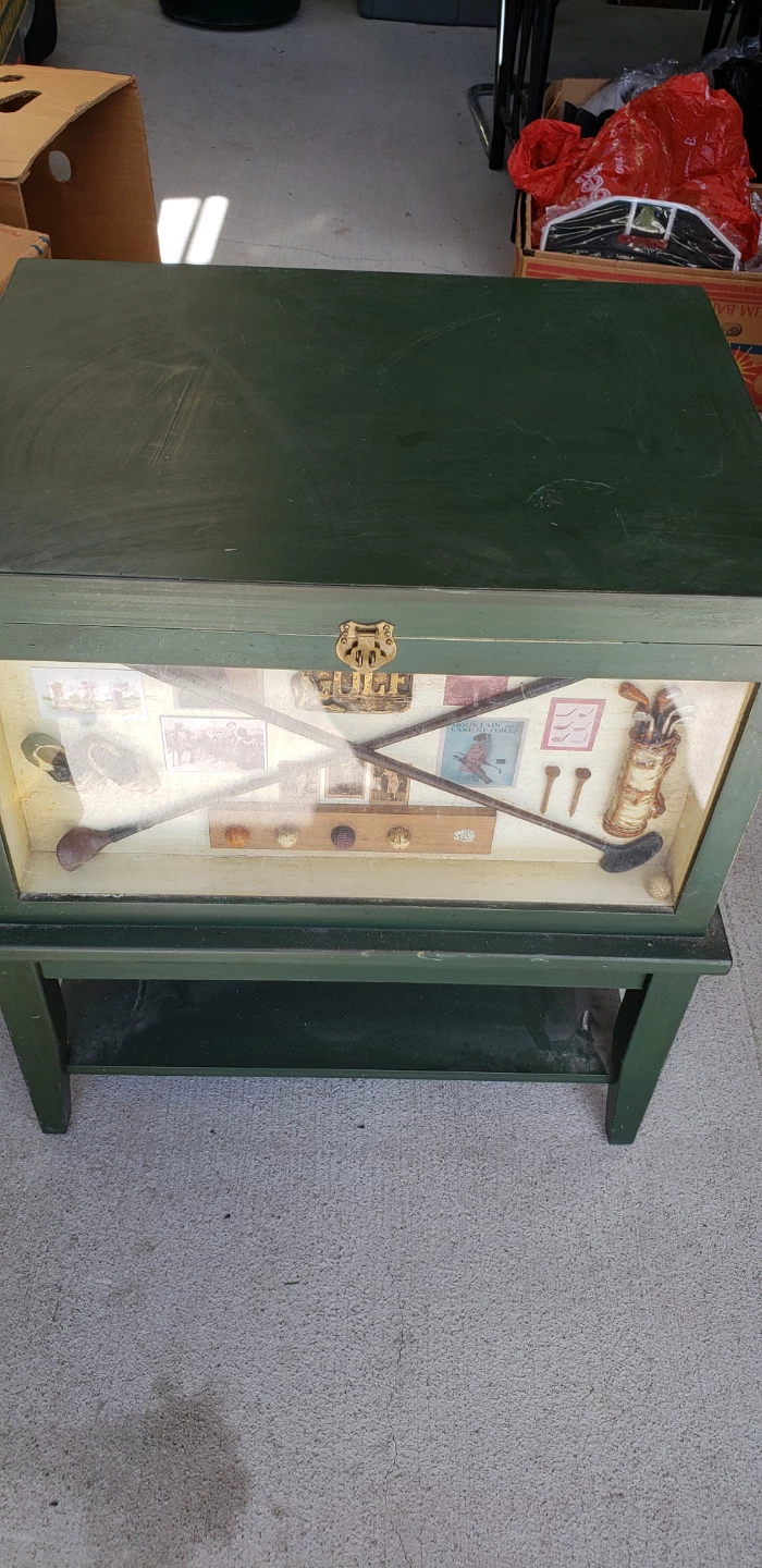 Vintage Golf Display Storage Chest