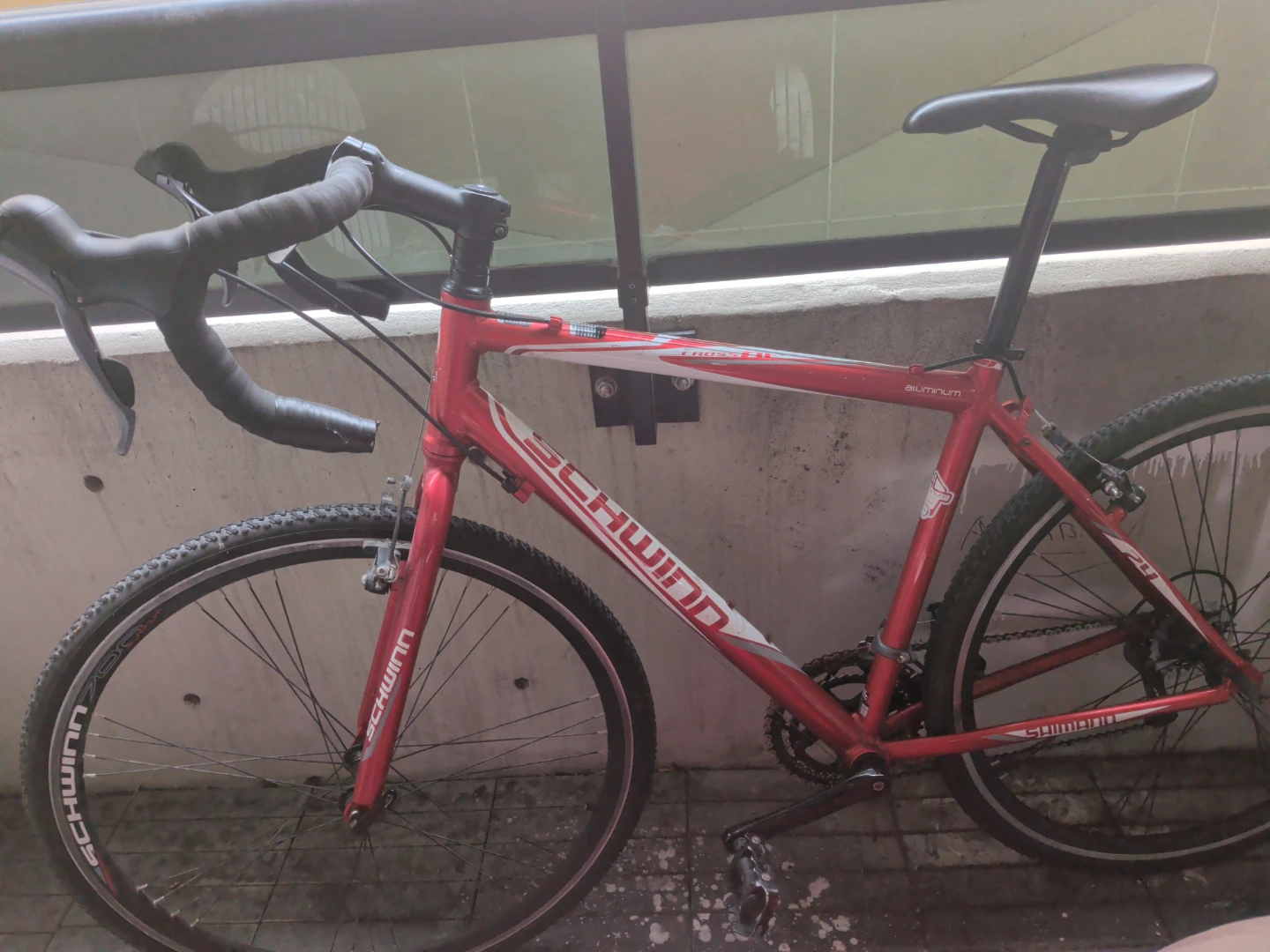 Road bike Schwinn CrossFit LG