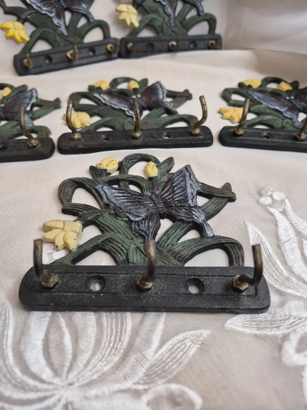 Lot of 6 Metal Cast Iron Wall Hanging Decor With Butterflies - photo 3
