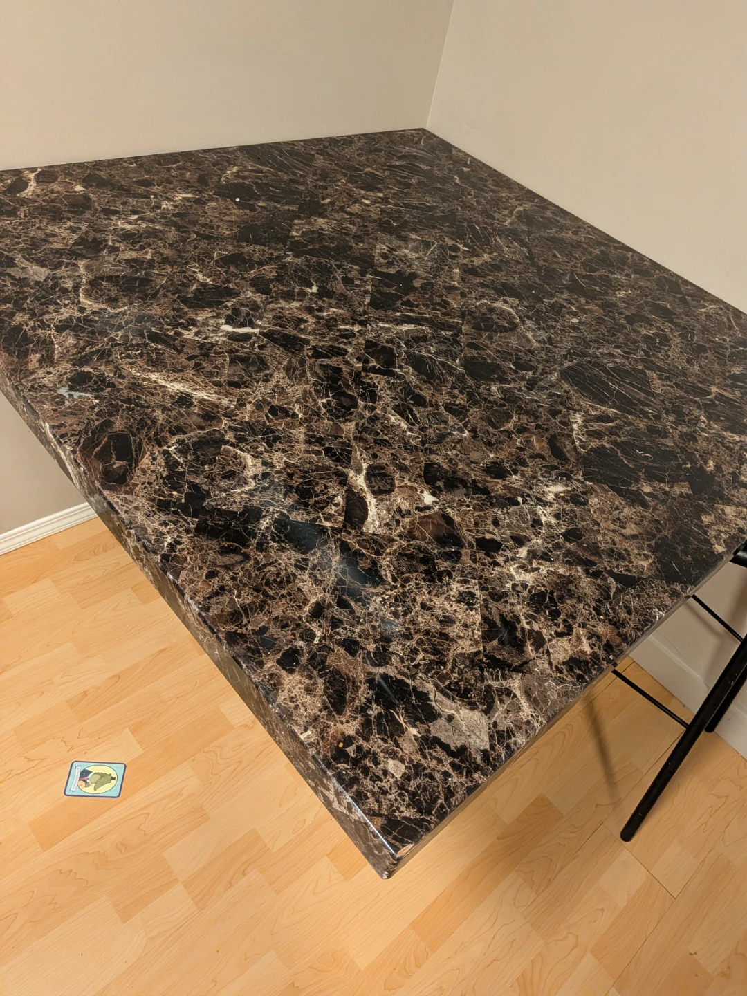 Marble Top Table with Wooden Legs - photo 2