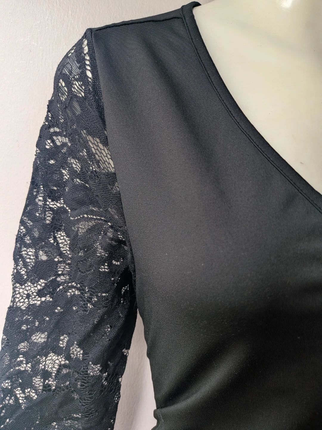 Black Lace Sleeve Dress med/Lrg - photo 3