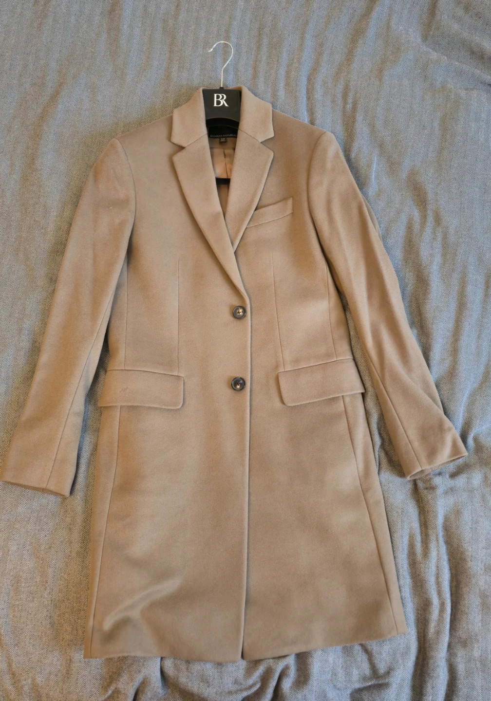 Banana Republic Camel Wool Blend Coat - Small