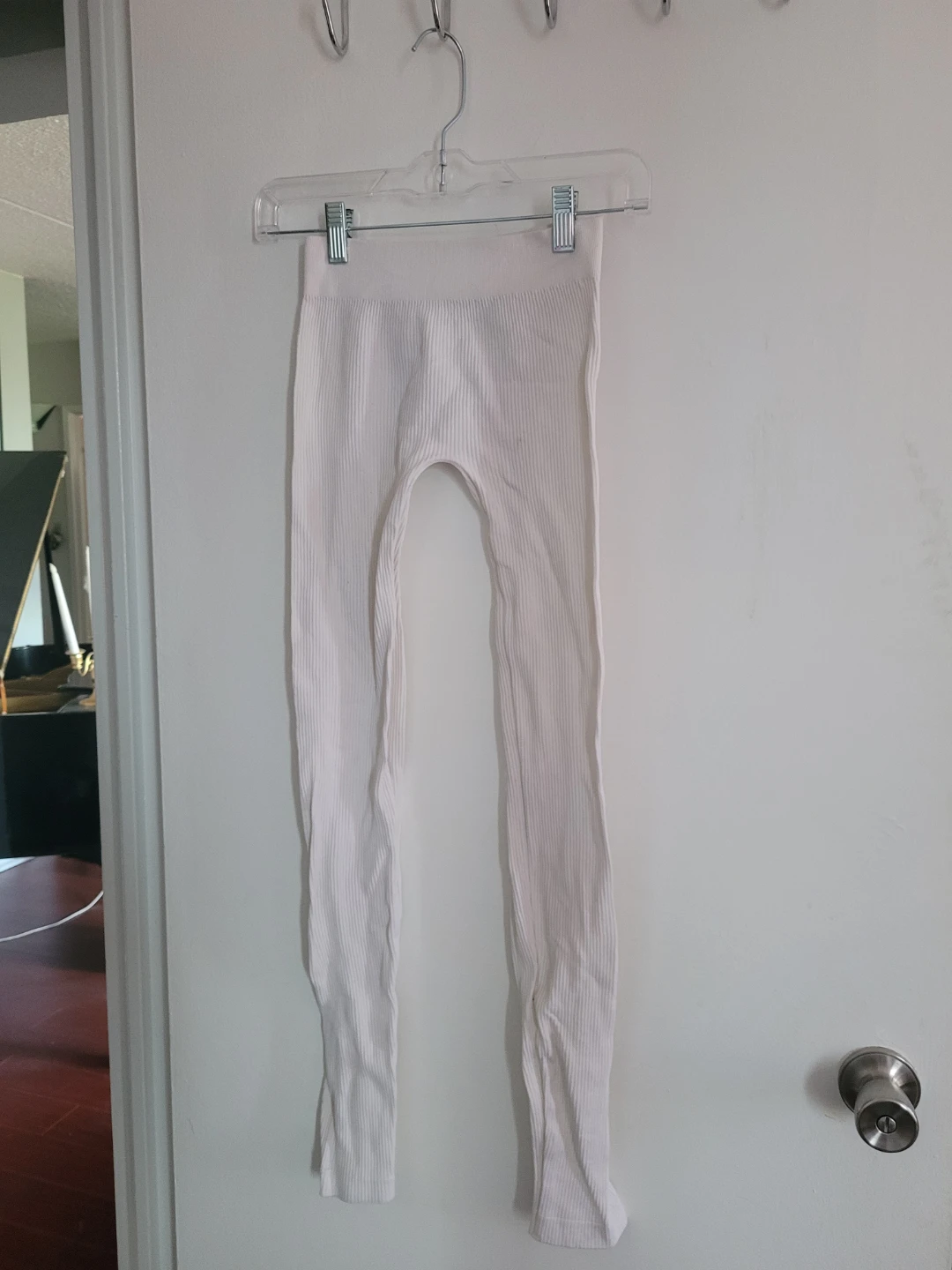 White Ribbed Leggings - photo 2