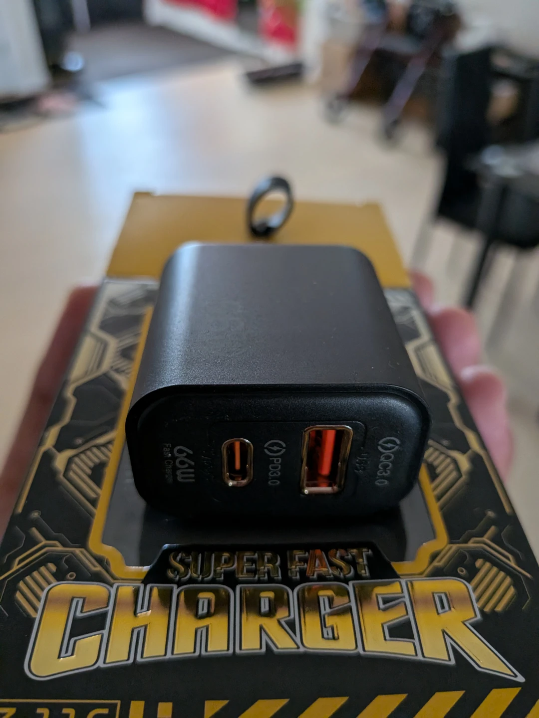 Super Fast Charger 66W with USB cable - photo 2
