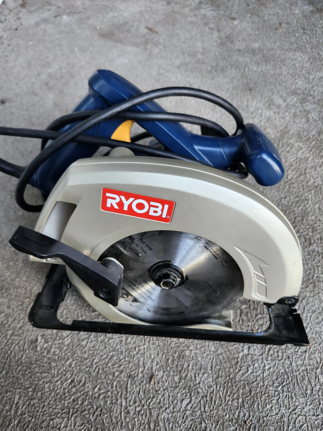 Ryobi CSB123 Circular Saw