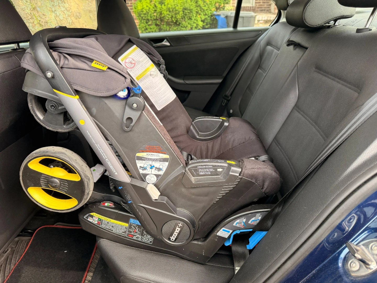Doona Infant Car Seat & Stroller - Black - photo 5