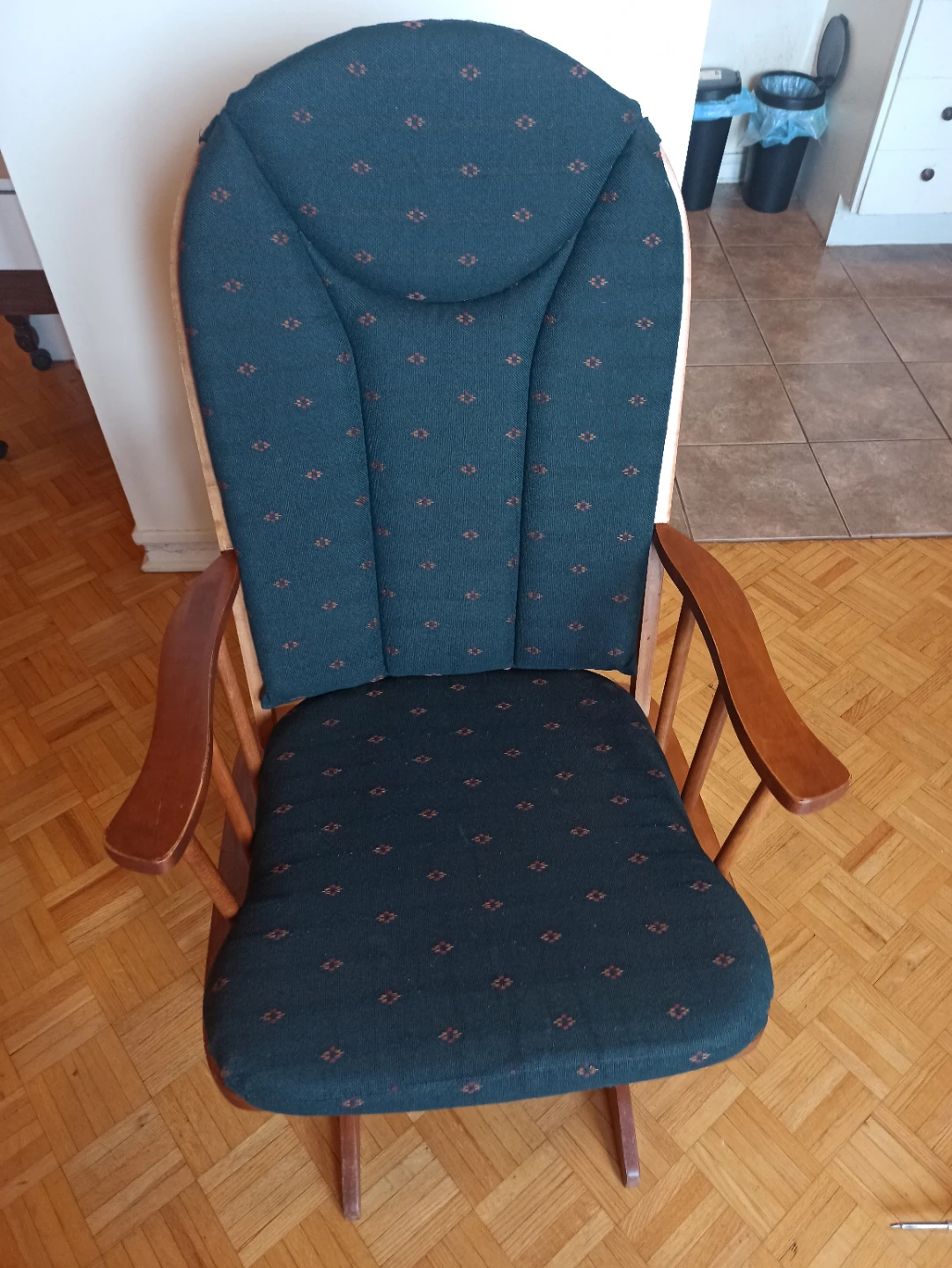 Wooden Rocking Chair with Floral Pattern Cushions - photo 3