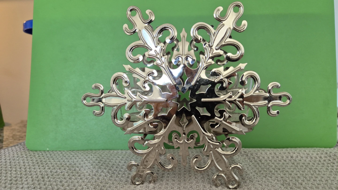 Silver Snowflake Tealight Candle Holder