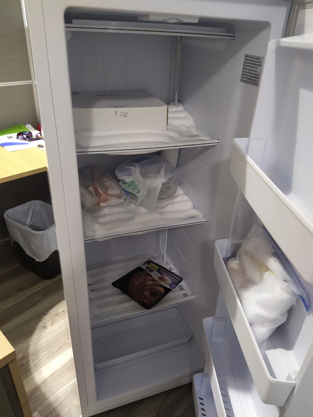 Danby Premiere Upright Freezer - photo 3