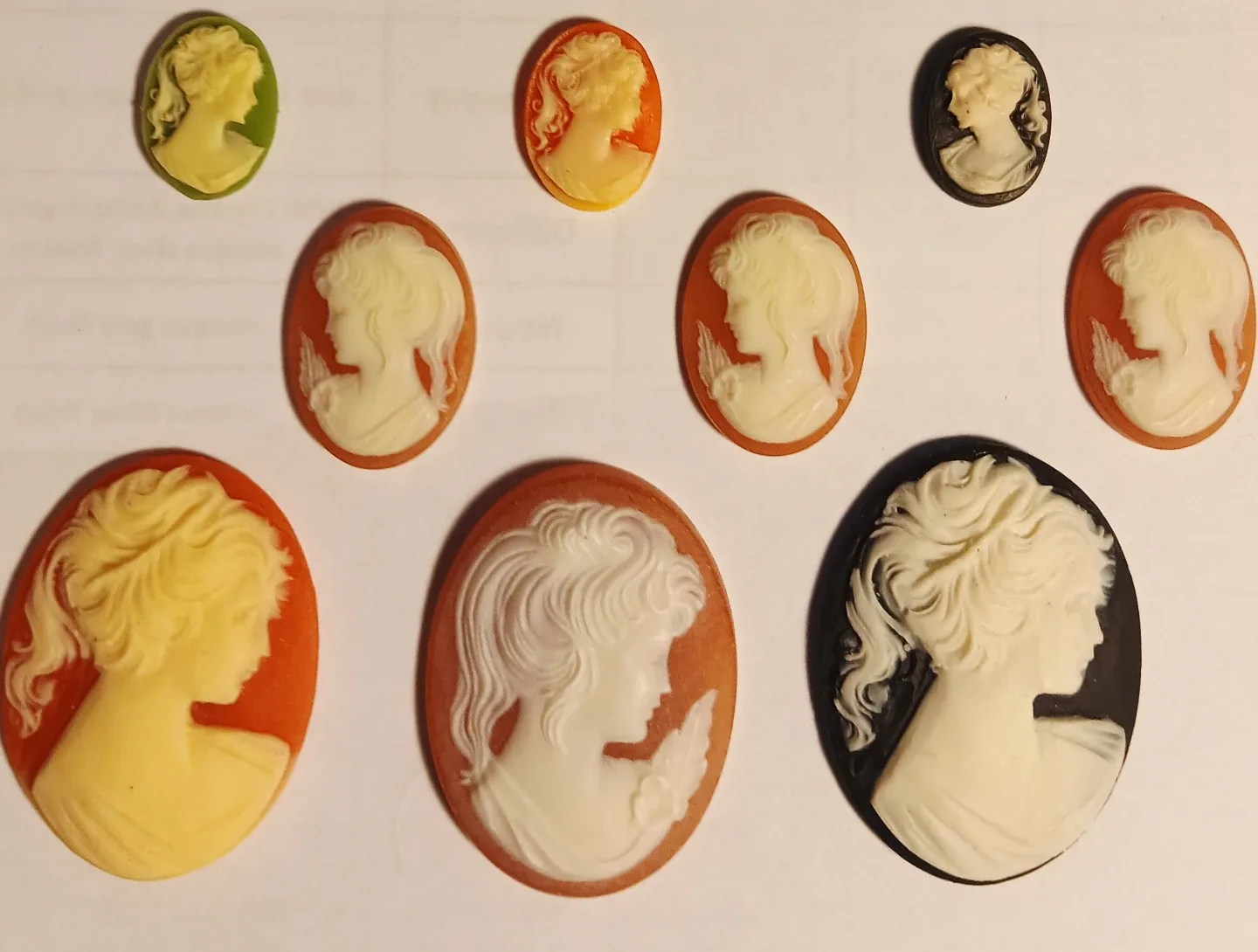 Lot of 9 Assorted Cameos - photo 2