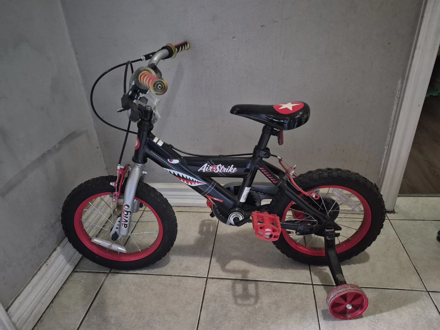 Air Strike Kids Bicycle