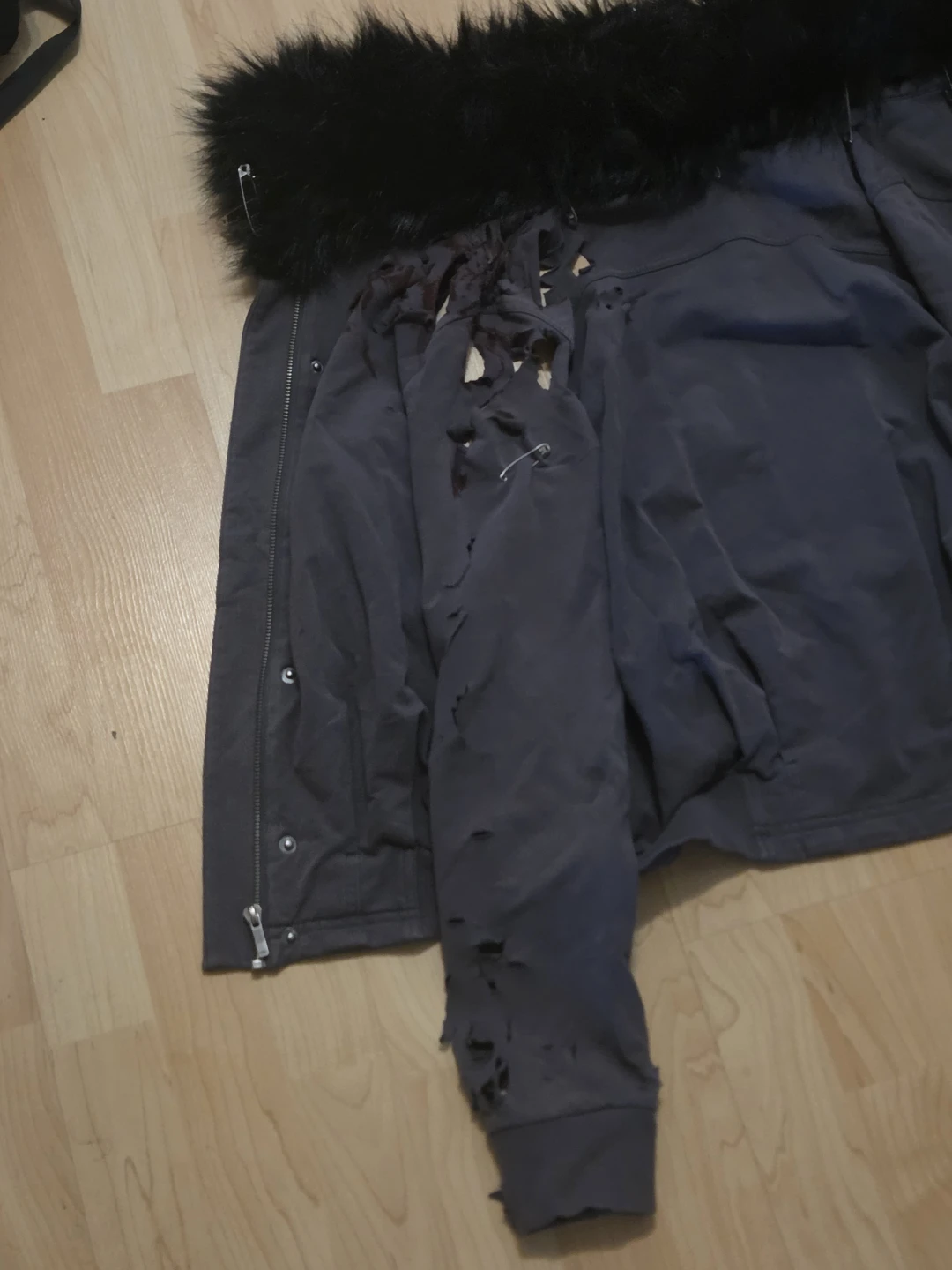 Archive SMFK Grey Distressed Bomber Jacket with Fur Hood - photo 2