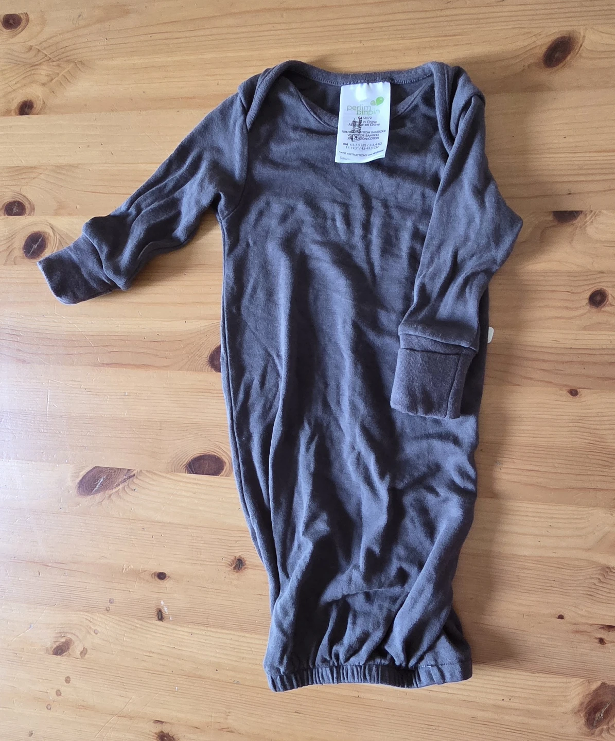 2 Swaddle Sleep Sacks & 1 Sleep Gown 0-3M - photo 2
