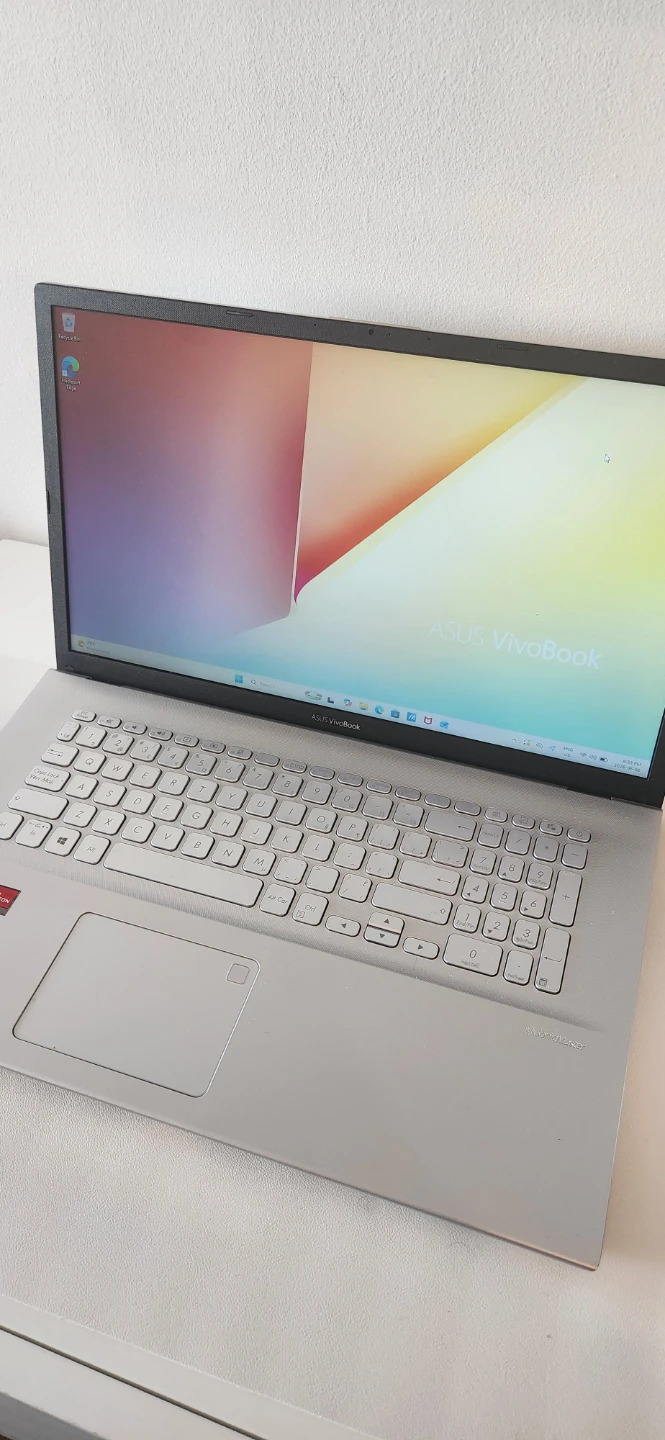 ASUS VivoBook Laptop 17.3 inch with AMD Ryzen 5 5500U