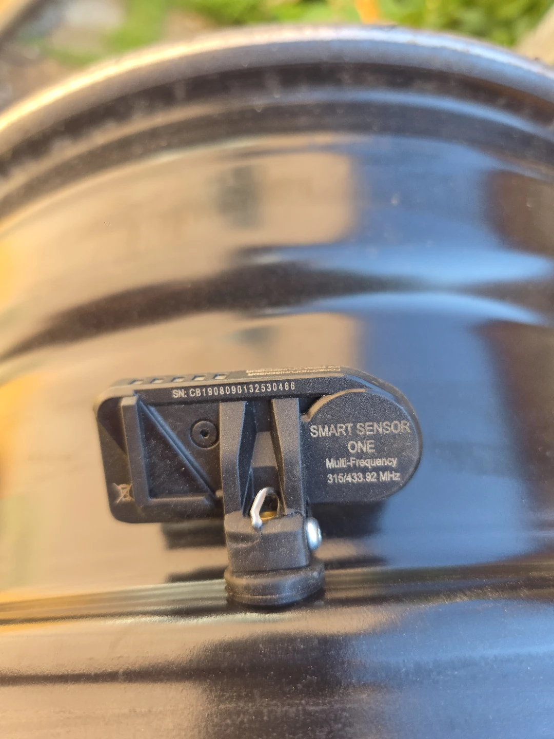 Set of 4 Steel Wheels with TPMS Sensors - photo 4