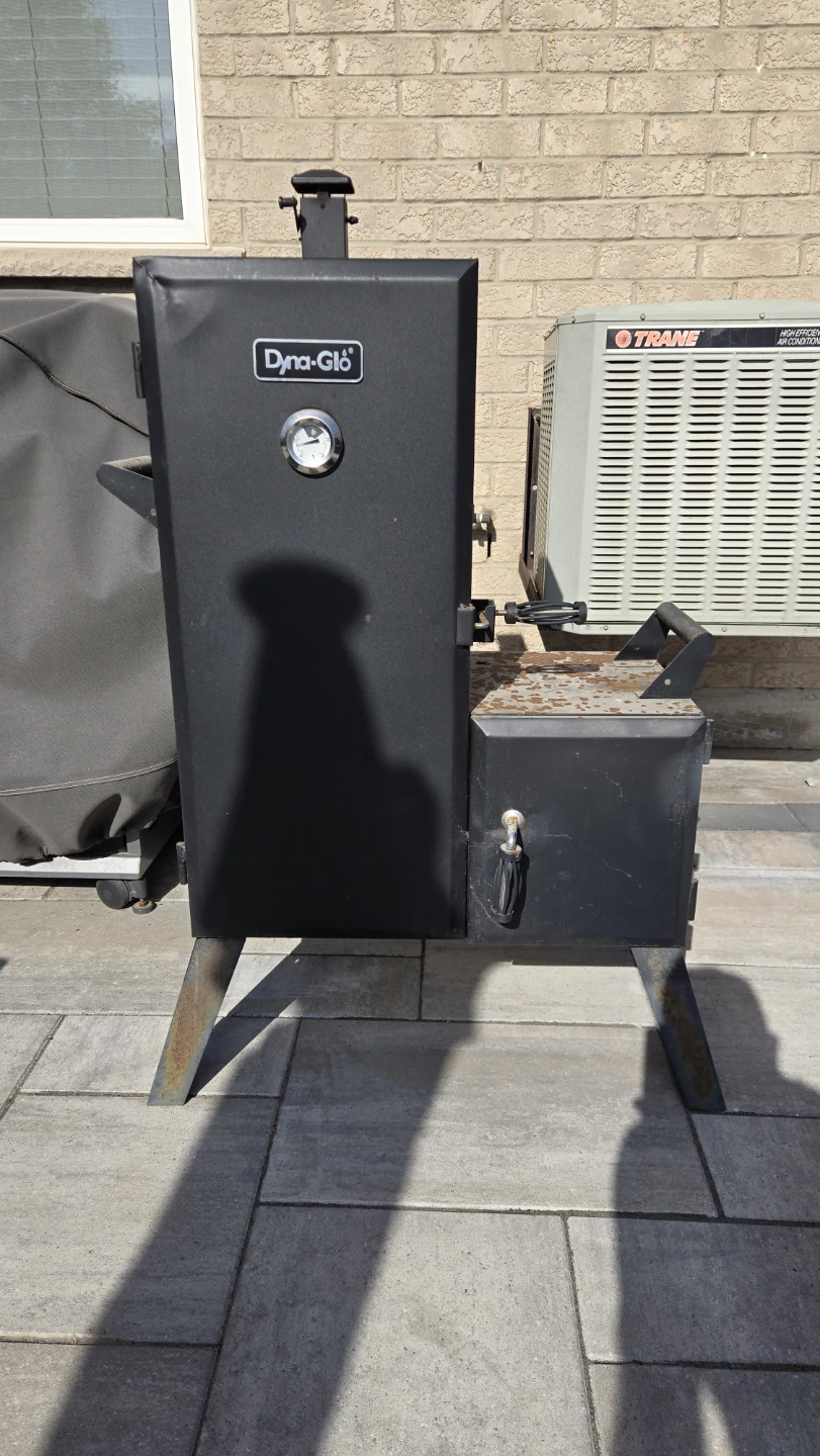 Dyna-Glo Vertical Smoker - photo 2
