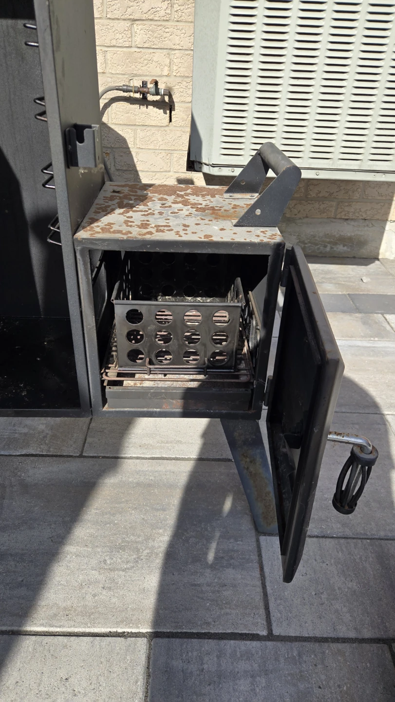 Dyna-Glo Vertical Smoker - photo 4