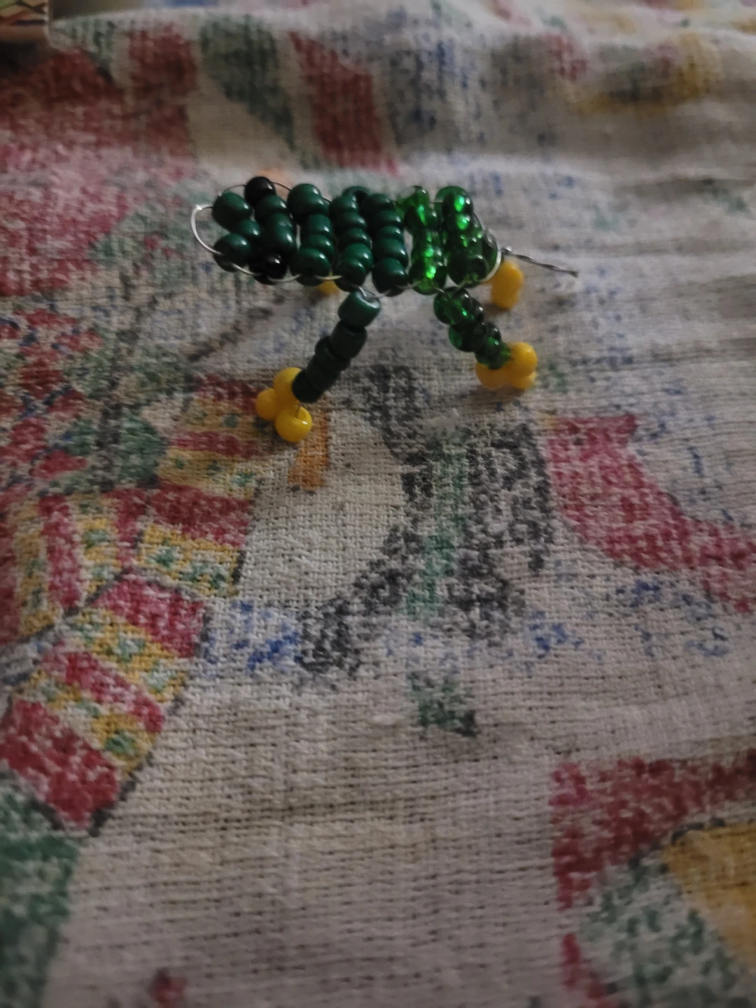 Seed bead frogs