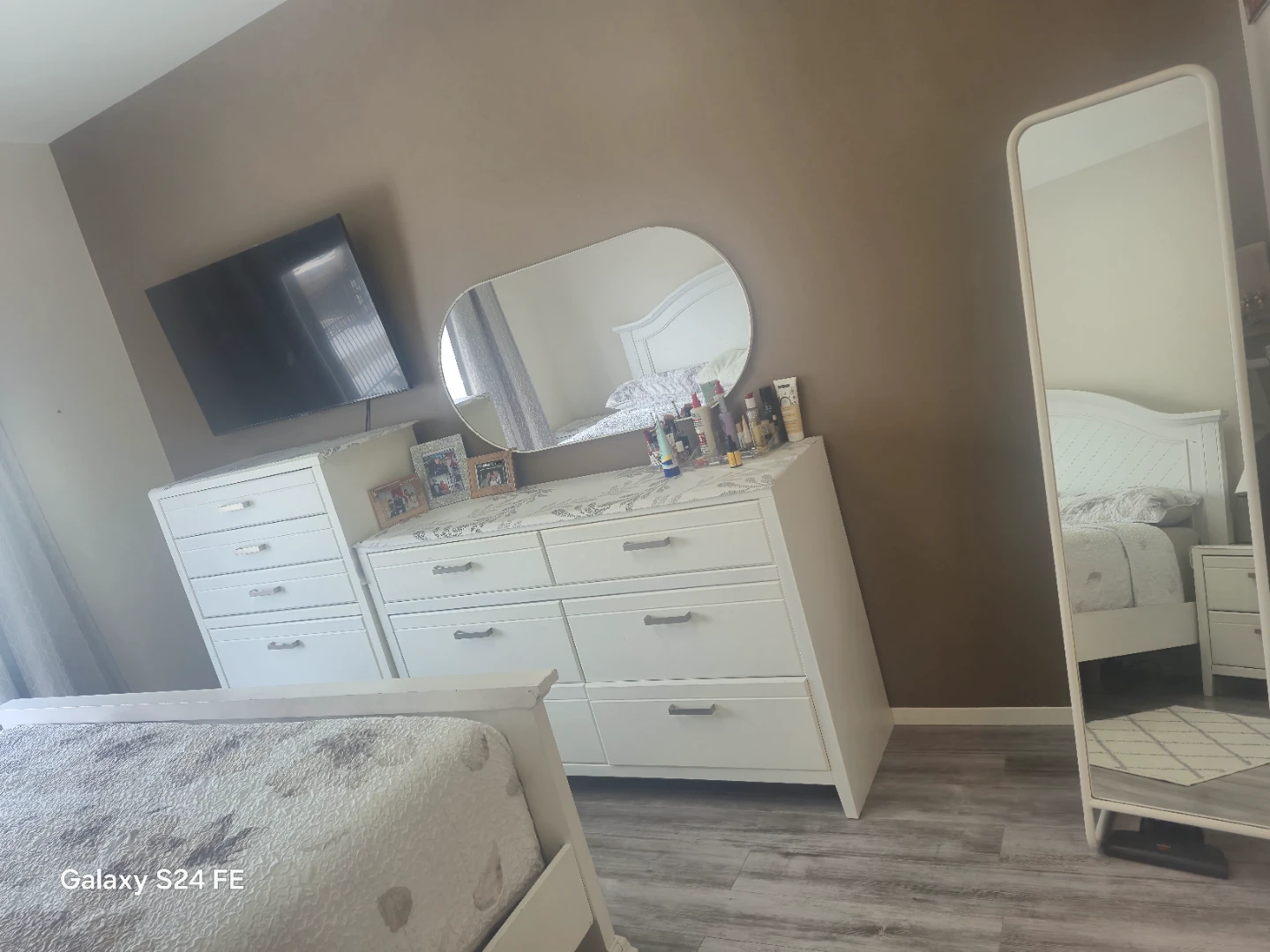 King size bedroom furniture - photo 2
