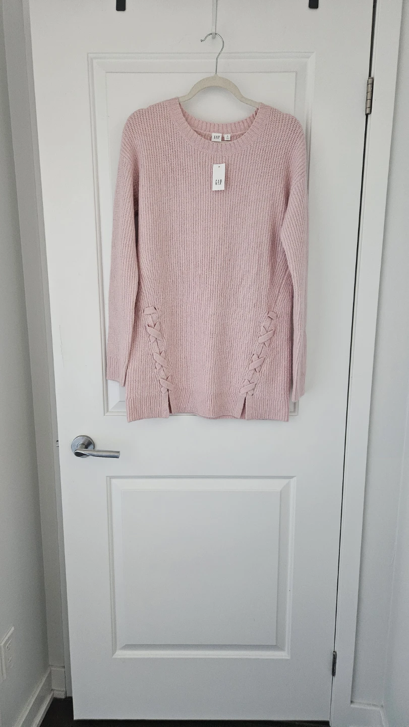 Brand new GAP Pink Sweater, Size Medium (also fits S) ⚽ - photo 2