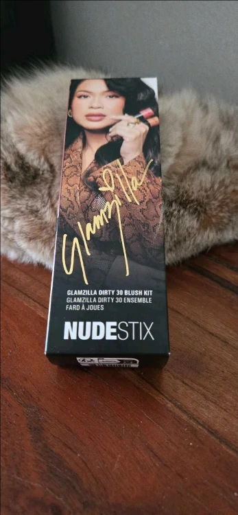 NUDESTIX Glamzilla Dirty 30 Blush Kit