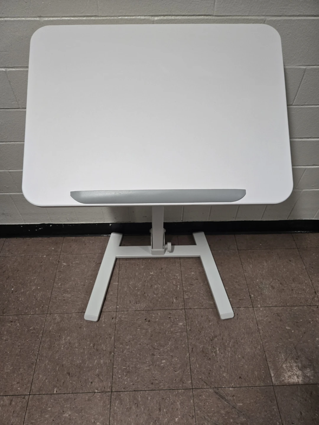 Mobile Adjustable Height Tilt-Top Laptop Desk Podium - photo 2