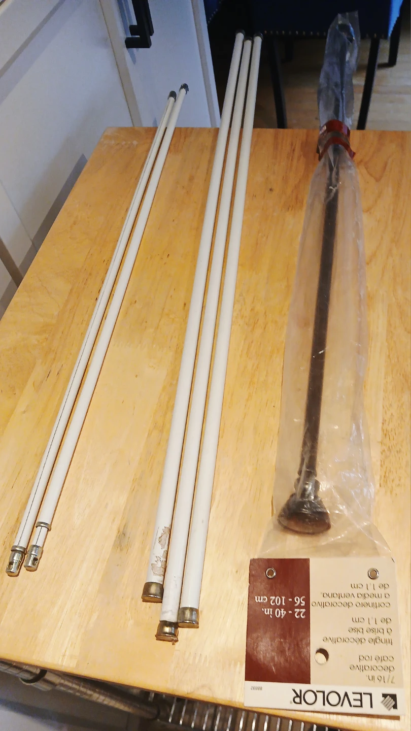 FREE Extendable Curtain Rods ⚽ - photo 4