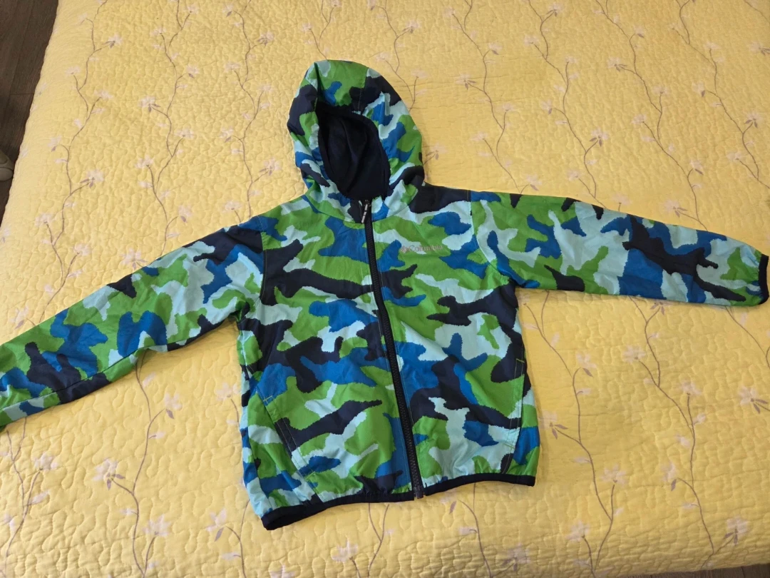 2 short-sleeve dress-up shirts & a free Columbia light jacket - photo 2