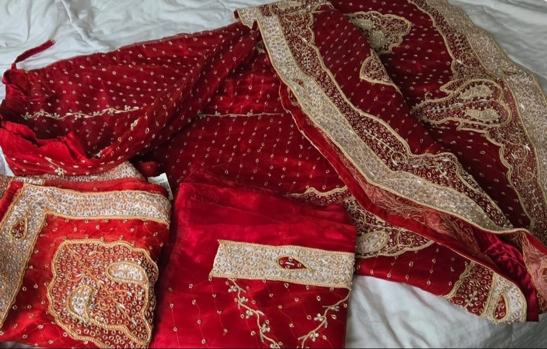 Red Embroidered Lehenga Choli with Dupatta - photo 4