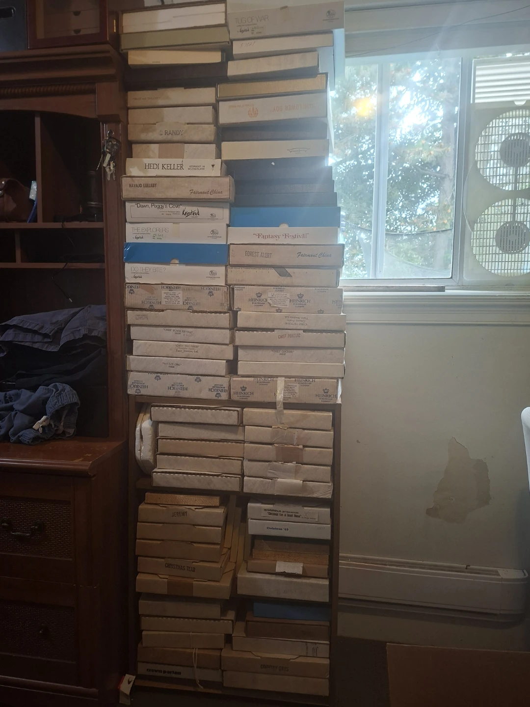 Shelf lot of 79 vintage collector plates