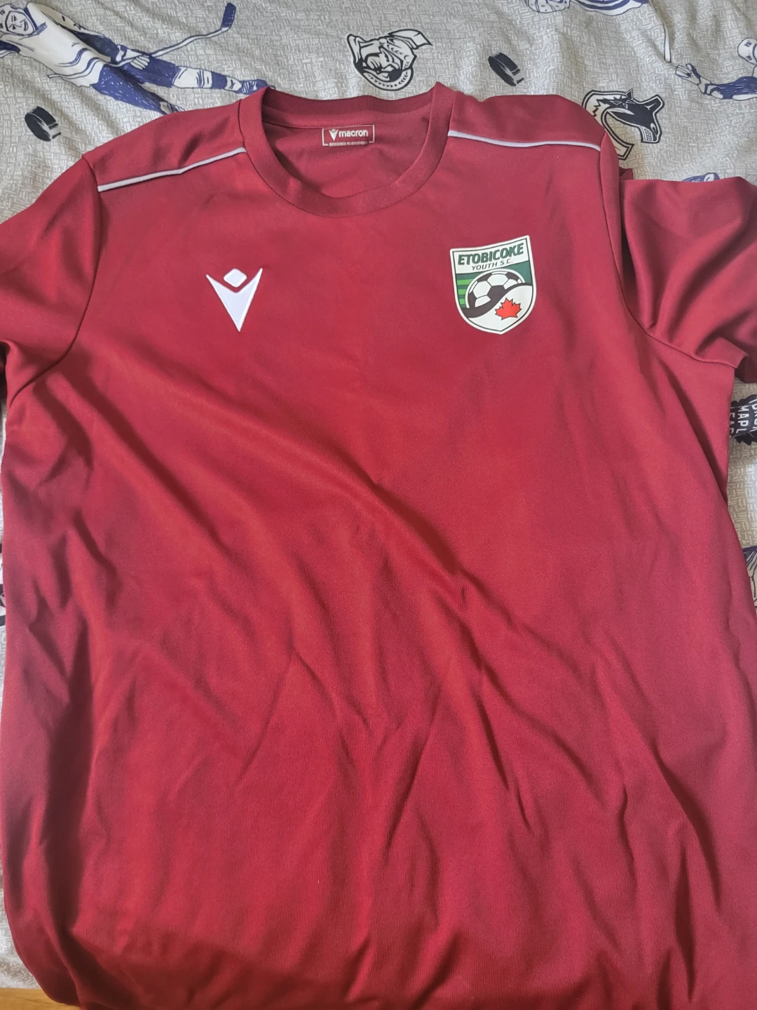 ⚽Macron Etobicoke Youth S.C. Soccer training Jersey