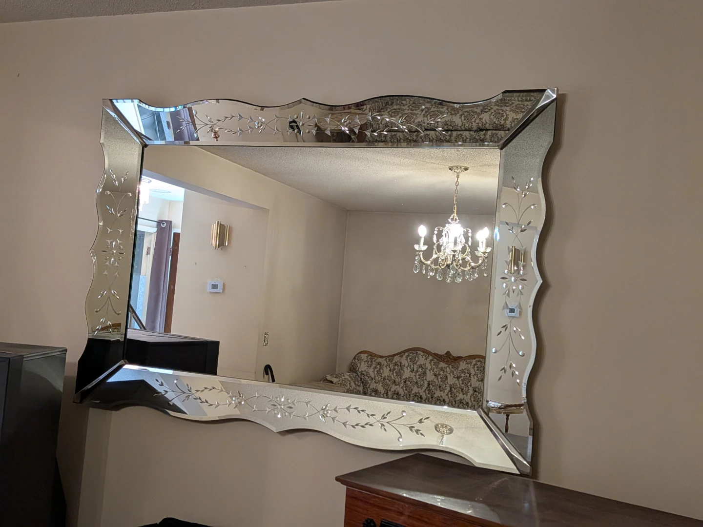 Decorative Etched Glass Wall Mirror