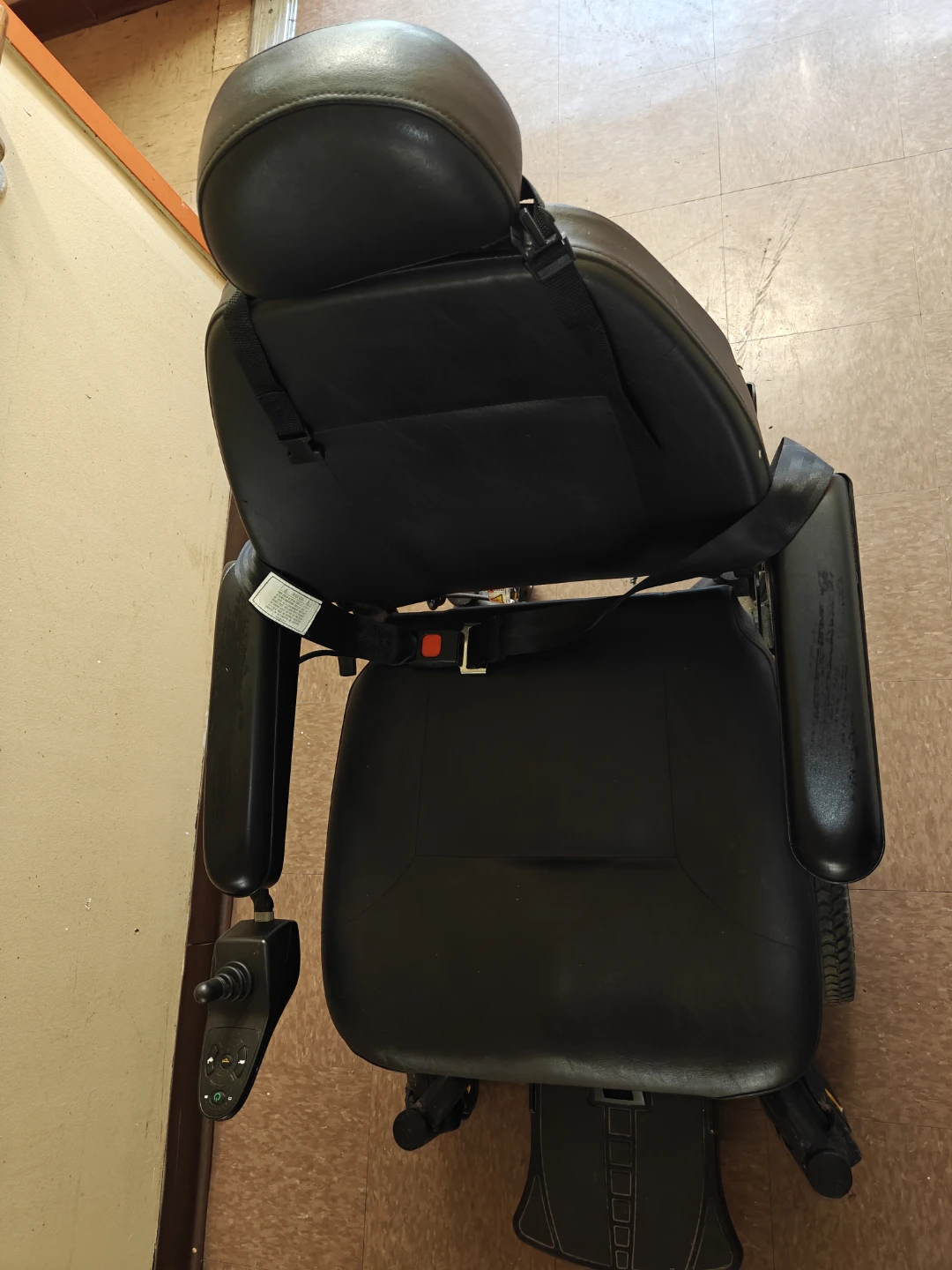 Jazzy 600ES Power Wheelchair - photo 2